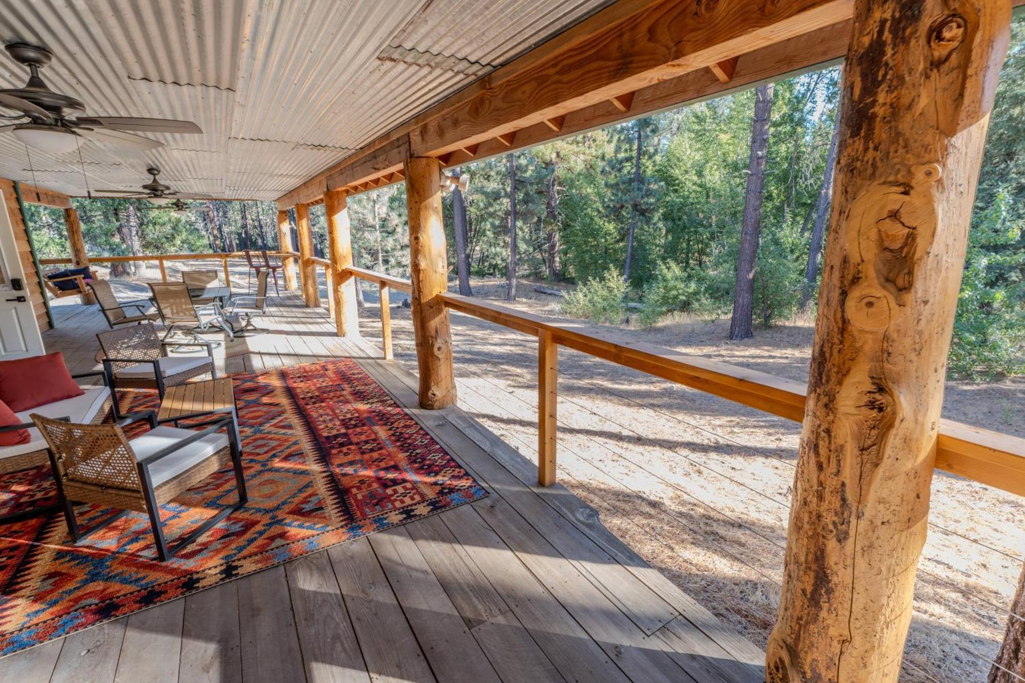 Peppermint Falls Ranch Ponderosa Exterior foto